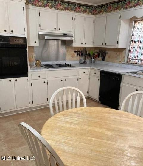 2514 Carrollton Rd, Grenada, MS 38901 photo 8