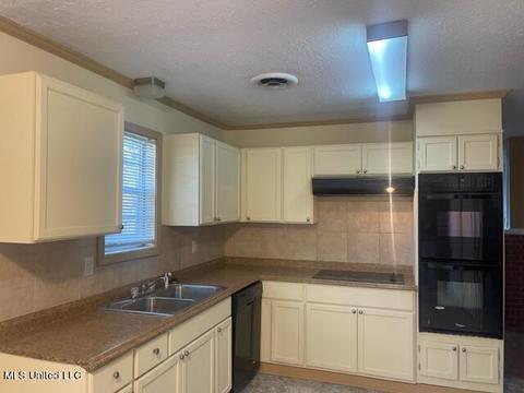 5930 Whitehill Dr, Jackson, MS 39206 photo 9