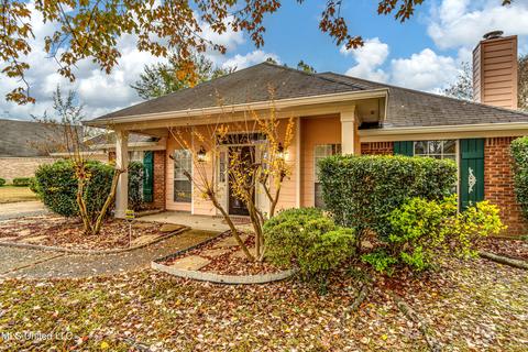 539 Brookstone Cir, Madison, MS 39110 photo 2