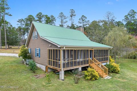 90 Maple Dr, Perkinston, MS 39573 photo 3