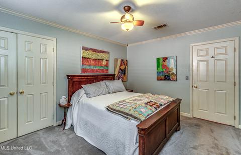 18 Robinwood Pl, Jackson, MS 39211 photo 9