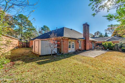 18 Robinwood Pl, Jackson, MS 39211 photo 6