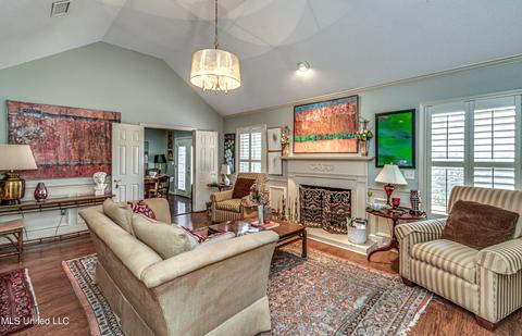 18 Robinwood Pl, Jackson, MS 39211 photo 23