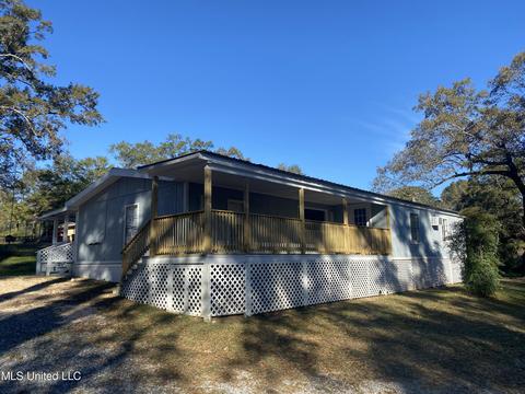 23 Murrey Rd, Wiggins, MS 39577 photo 1