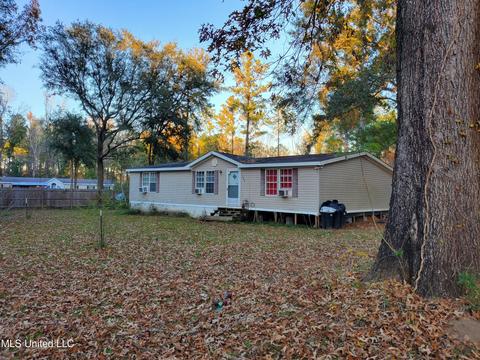204 Lee Anderson Rd, Lucedale, MS 39452 photo 1