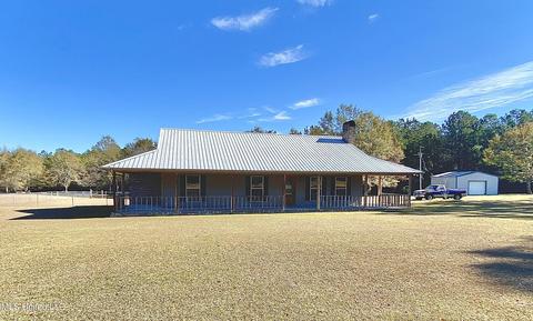 2850 Hwy 15, Wiggins, MS 39577 photo 1