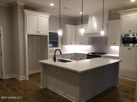 212 Baleigh Dr, Canton, MS 39046 photo 7