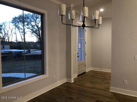212 Baleigh Dr, Canton, MS 39046 photo 5