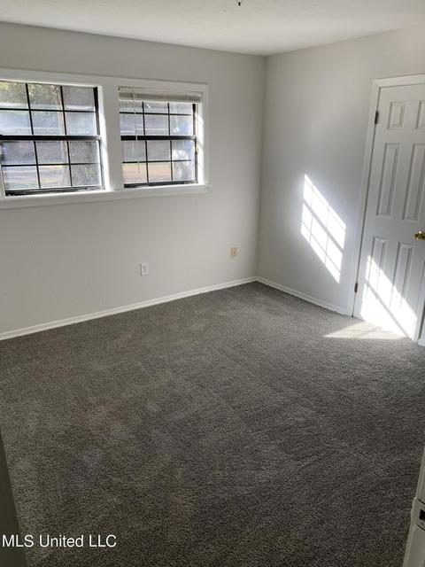 3858 Meadow Ln, Jackson, MS 39212 photo 14