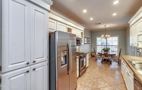 259 Azalea Ct, Brandon, MS 39047 photo 12