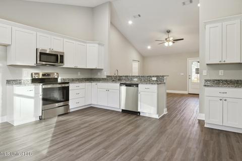 34 Cascade Cv, Perkinston, MS 39573 photo 8