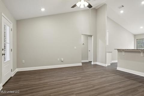 34 Cascade Cv, Perkinston, MS 39573 photo 2