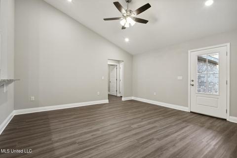 34 Cascade Cv, Perkinston, MS 39573 photo 4
