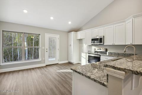 34 Cascade Cv, Perkinston, MS 39573 photo 6