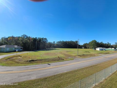 11363 Road 120, D'iberville, MS 39540
