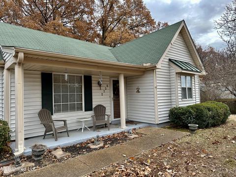 2730 Cedar Bluff Dr, Nesbit, MS 38651 photo 24