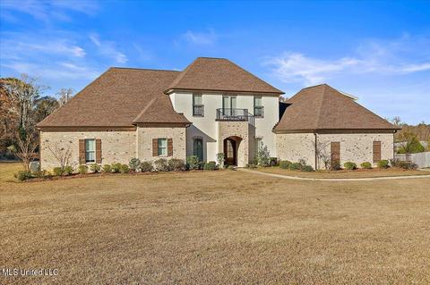 229 Richmond Pointe Way, Richland, MS 39218