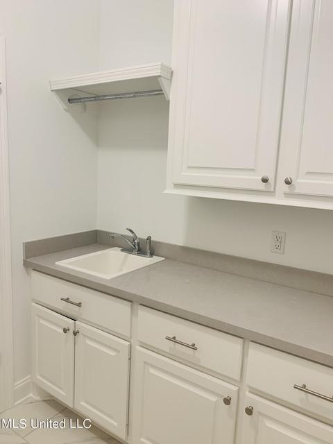 816 Glenwild Cir, Canton, MS 39046 photo 9
