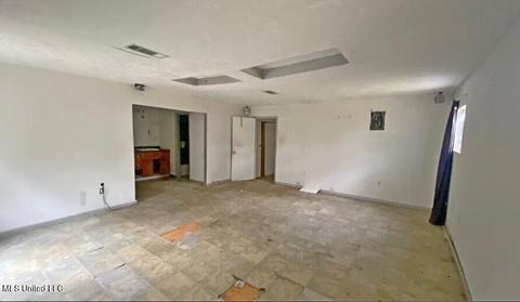 6128 Rand St, Jackson, MS 39213 photo 3