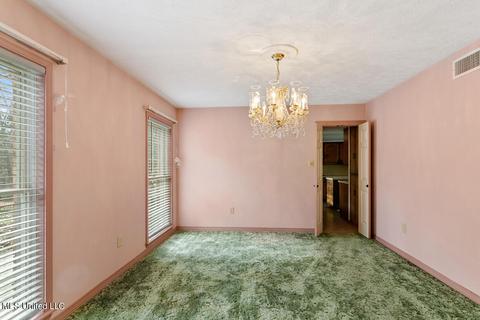 321 Warwick Rd, Clinton, MS 39056 photo 4