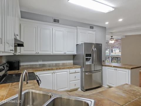 100 Star Dr, Brandon, MS 39042 photo 6