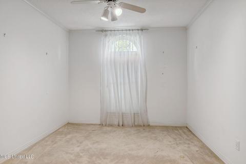 5325 Lakeview Dr, Moss Point, MS 39563 photo 19