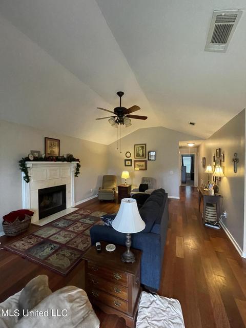 410 Mockingbird Cir, Brandon, MS 39047 photo 5