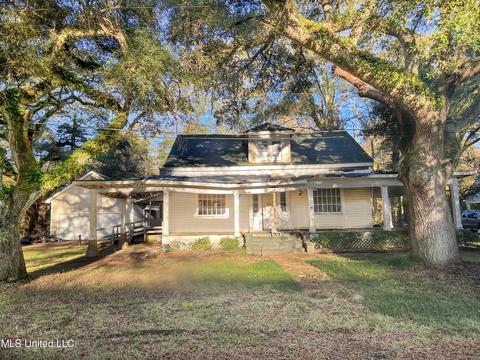 119 S Jackson St, Terry, MS 39170 photo 1