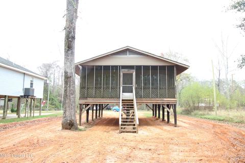 140 Plum Bluff Dr, Lucedale, MS 39452 photo 4