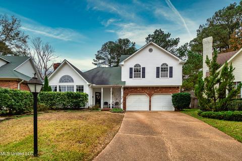 247 Bayview Dr, Madison, MS 39110 photo 1