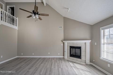 3385 E Plum Point Dr, Olive Branch, MS 38654 photo 9