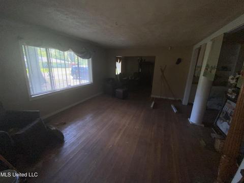 214 Marla Ave, Jackson, MS 39204 photo 3