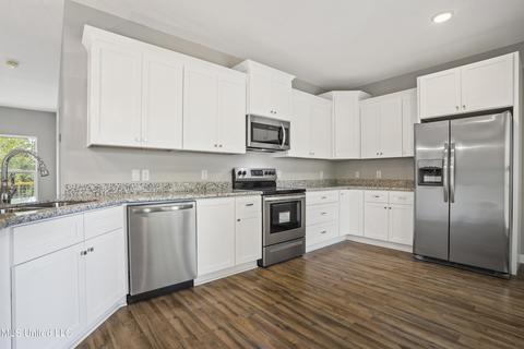 6600 Haystack St, Biloxi, MS 39532 photo 8