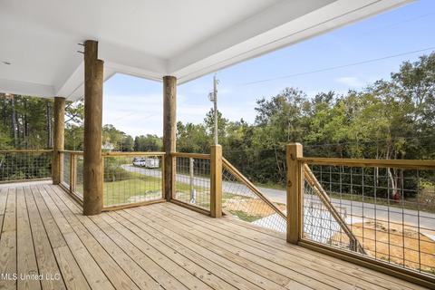 6600 Haystack St, Biloxi, MS 39532 photo 2