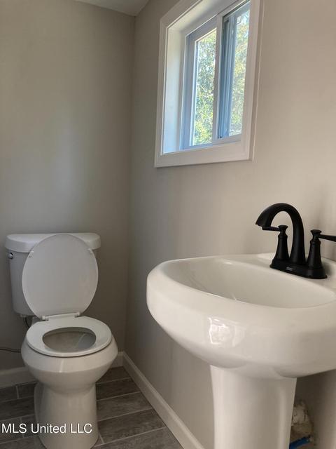 535 Robinhood Rd, Jackson, MS 39206 photo 8