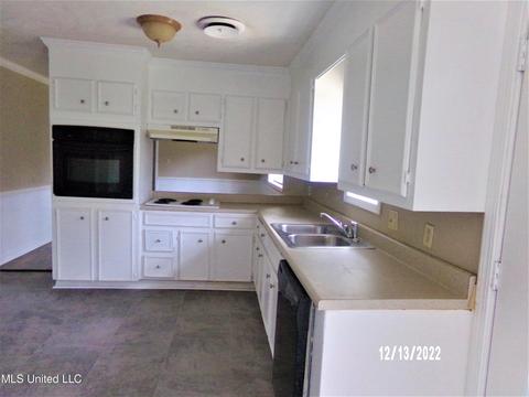 364 Allstate Dr, Jackson, MS 39211 photo 7