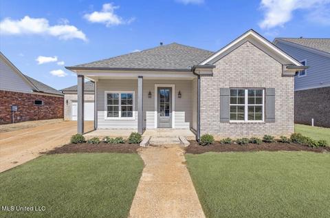 7402 Crosswinds Blvd, Hernando, MS 38632