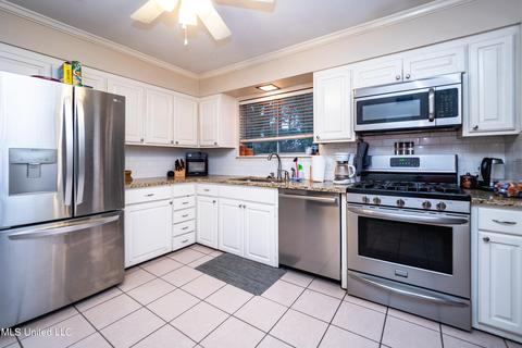 5535 Pine Lane Dr, Jackson, MS 39211 photo 8