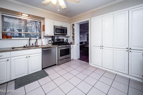 5535 Pine Lane Dr, Jackson, MS 39211 photo 7