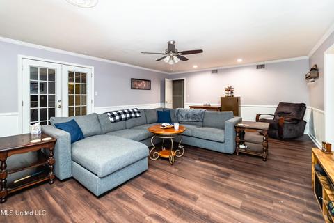 5535 Pine Lane Dr, Jackson, MS 39211 photo 9