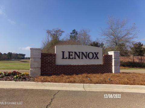635 Westhill Rd, Brandon, MS 39042 photo 2