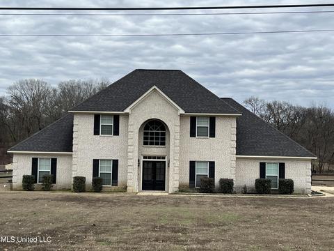4056 N Fogg Rd, Nesbit, MS 38651 photo 2