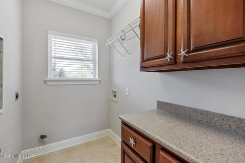 125 Markham Dr, Long Beach, MS 39560 photo 10
