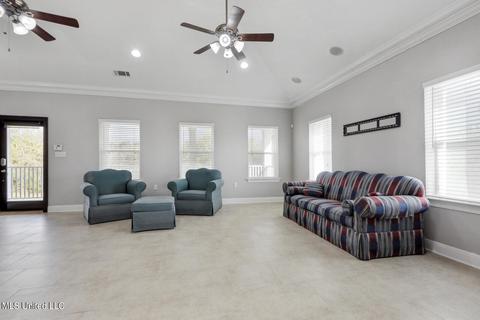 125 Markham Dr, Long Beach, MS 39560 photo 5