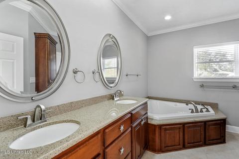 125 Markham Dr, Long Beach, MS 39560 photo 12