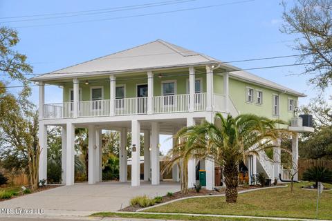 125 Markham Dr, Long Beach, MS 39560 photo 1