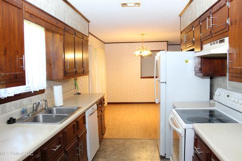 192 Live Oak, Lucedale, MS 39452 photo 9