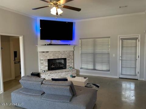 125 Cypress Bend Blvd, Terry, MS 39170 photo 3