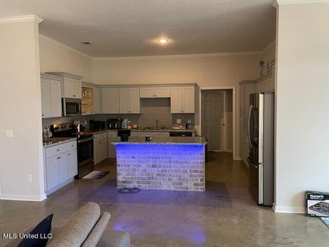 125 Cypress Bend Blvd, Terry, MS 39170 photo 5