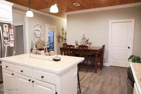 100 Cedar Green Cv, Canton, MS 39046 photo 4